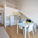 Angelina House - Sea Front Loft Apartment Bari