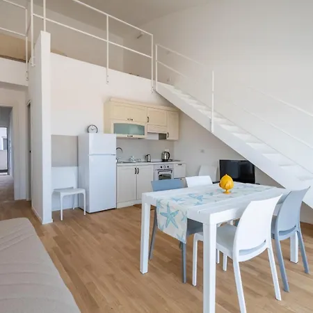 Angelina House - Sea Front Loft Appartement Bari